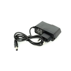 Alimentator 9 V / 1 A cu mufă DC 5,5/2,1 mm